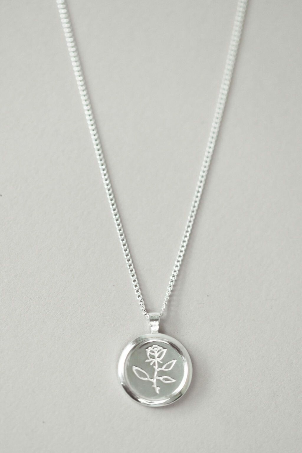 Silver rose necklace