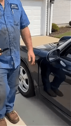 Professional vehicle service tool demonstration