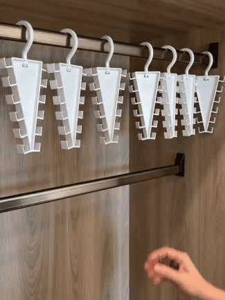 V-shaped 12-hook rotating closet organizer