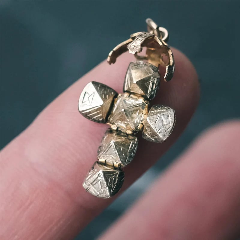 Mini Masonic sphere in hand