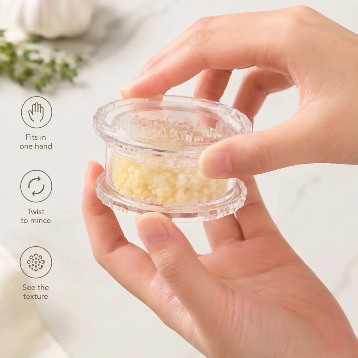 Ergonomic design that fits comfortably in one hand to twist and mince