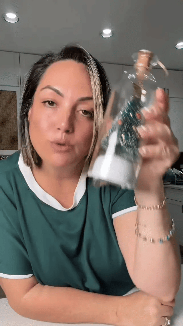 Personal voice message gift
